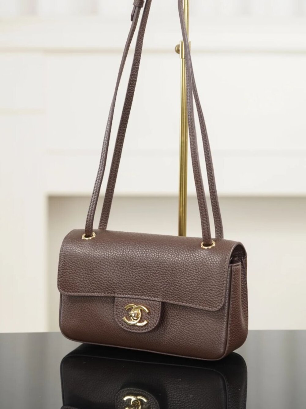 Classic CHANEL Bags: A Stylish and Versatile Choice for Elegance